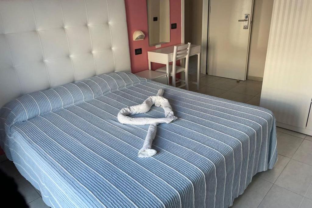 רימיני Hotel Villa Elisa מראה חיצוני תמונה