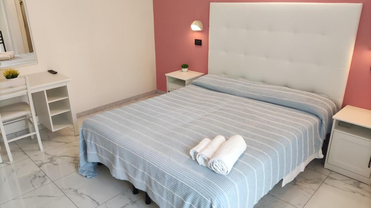 רימיני Hotel Villa Elisa מראה חיצוני תמונה