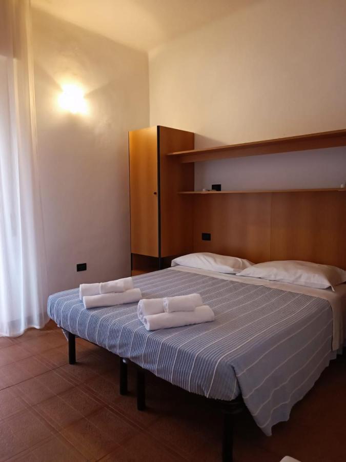 רימיני Hotel Villa Elisa מראה חיצוני תמונה
