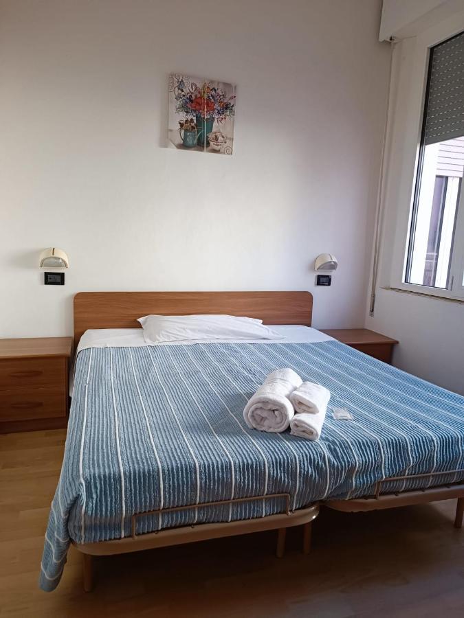 רימיני Hotel Villa Elisa מראה חיצוני תמונה