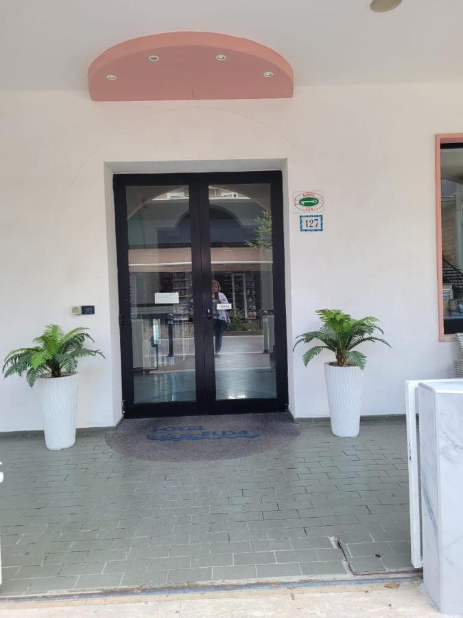 רימיני Hotel Villa Elisa מראה חיצוני תמונה