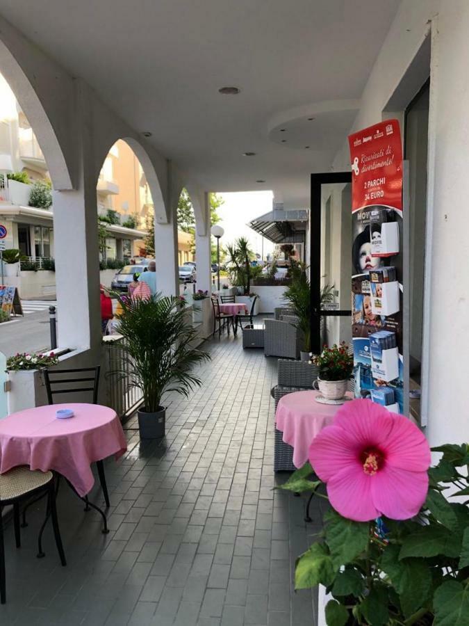 רימיני Hotel Villa Elisa מראה חיצוני תמונה