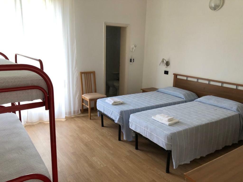 רימיני Hotel Villa Elisa מראה חיצוני תמונה