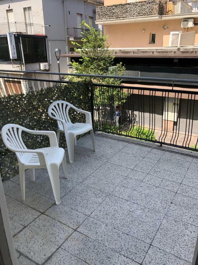 רימיני Hotel Villa Elisa מראה חיצוני תמונה