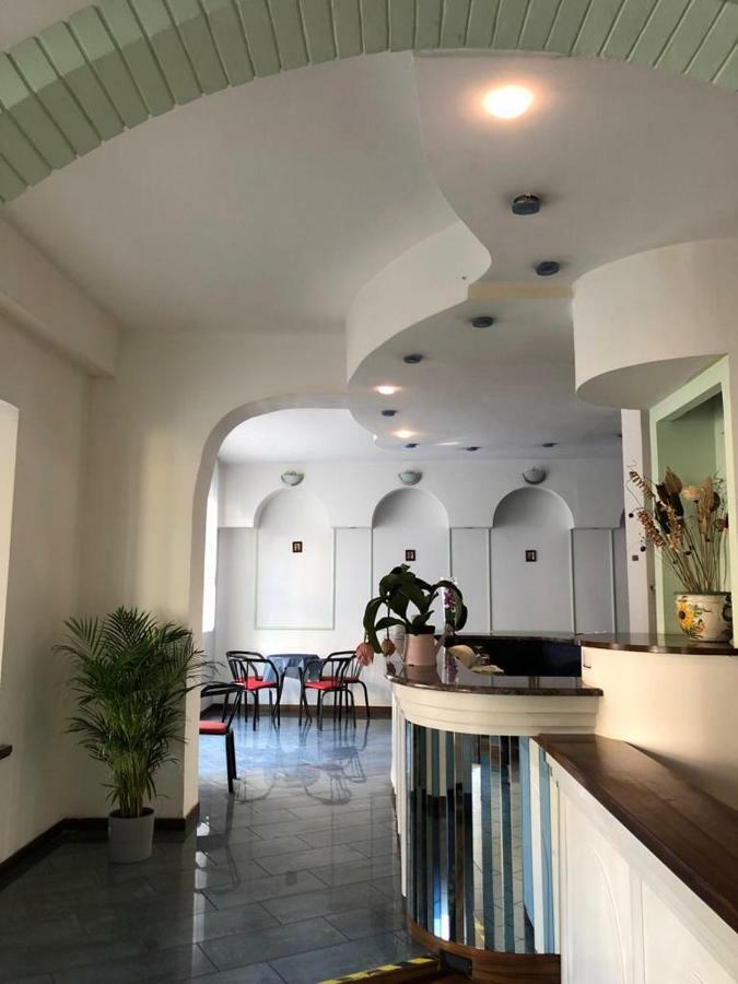 רימיני Hotel Villa Elisa מראה חיצוני תמונה
